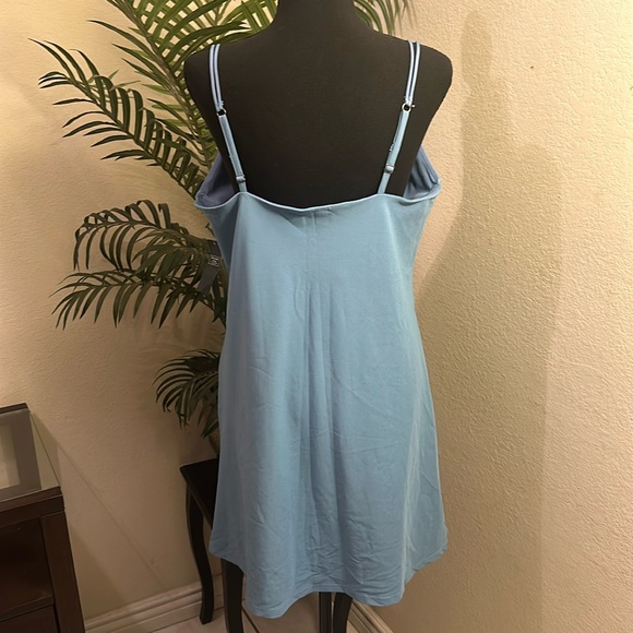 Abercrombie & Fitch Traveler Mini Dress - Picture 2 of 3